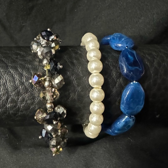 Set of 3 bracelets! Wear together or separately in any combination. - Picture 2 of 8